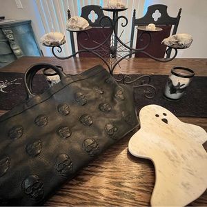 New IOpelle ITALIA Antonio Cristiano Skulls all Over leather Tote Bag